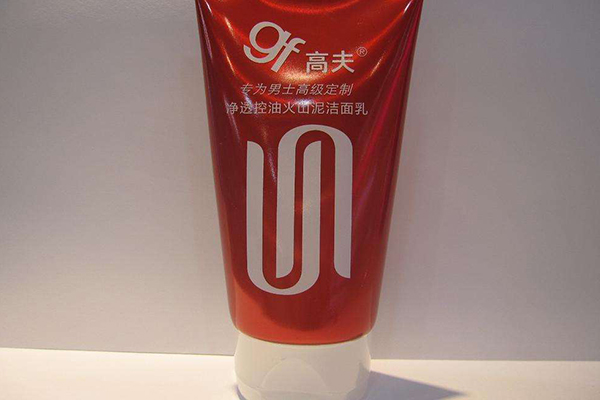 男士收缩毛孔洗面奶10强
