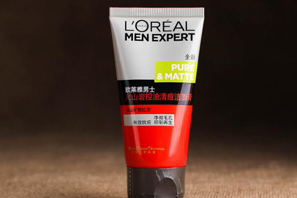 男士收缩毛孔洗面奶10强