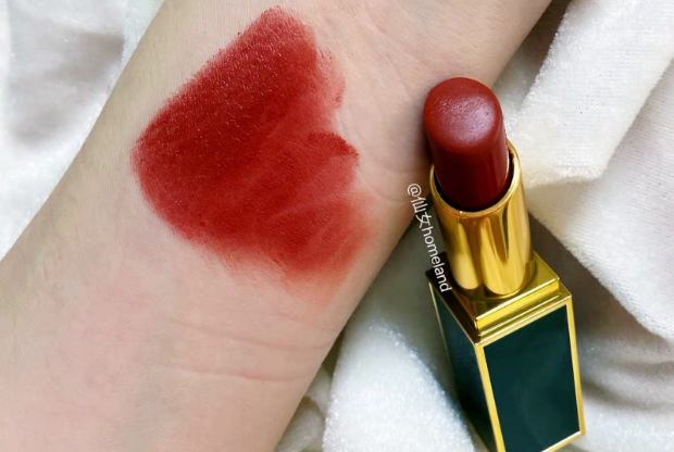 2019最火的几款口红和颜色 阿玛尼上榜两款,YSL人气居高不下