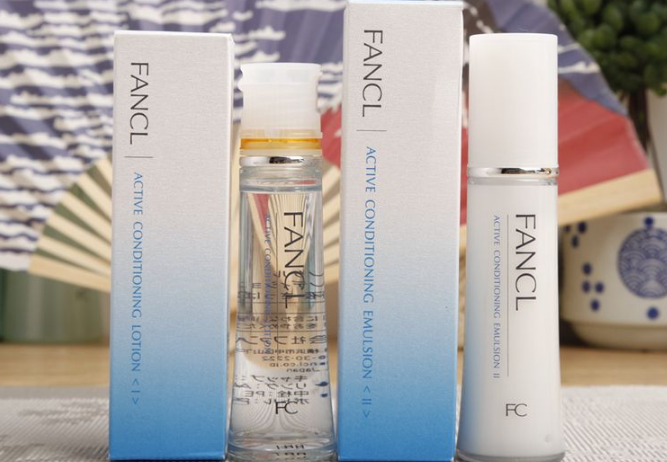 十大油性皮肤水乳排行榜 平衡肌肤水油，你选对了吗