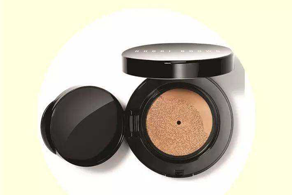 全球公认最好用的10大气垫 雅诗兰黛持久无暇气垫排名第一