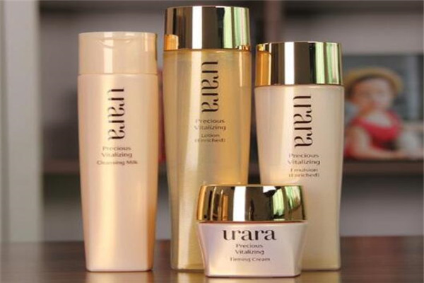 混合性偏干护肤品10强 值得无限回购的系列,你选对了吗