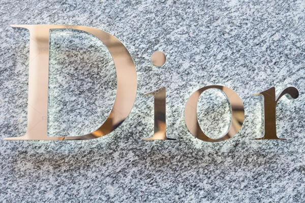 十大一线国际品牌口红排名,YSL/纪梵希/迪奥上榜