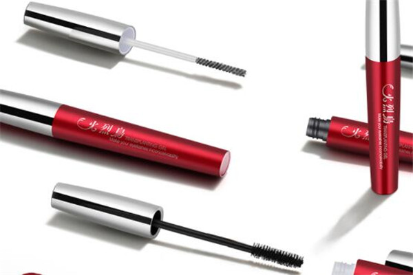 全球前十睫毛膏排名 纤长浓密，一下刷出卷翘迷人睫毛妆