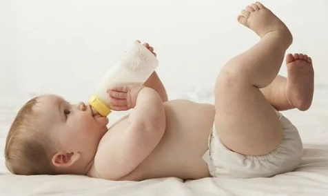 接近母乳的奶粉有哪些？如何给宝宝选择更接近母乳的奶粉？