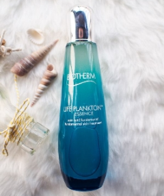 精华液哪个牌子好用 精华液有什么作用和功效