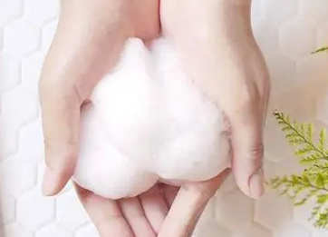 洗面奶使用频率 洗面奶一天洗几次脸最好